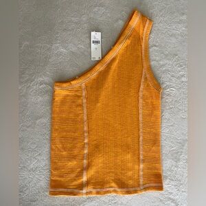 🌟NWT Pilcro One-Shoulder Tank Top in Mango
